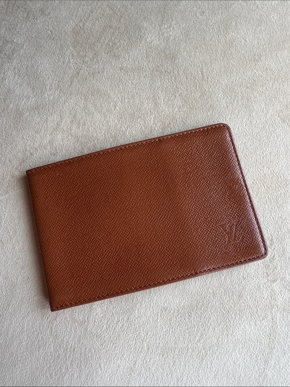 VINTAGE LOUIS VUITTON MONEY FOLD
